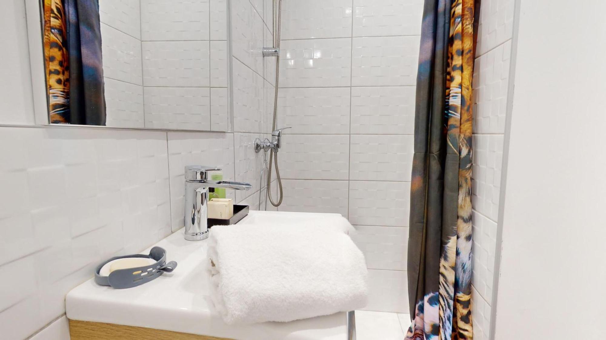 Les Appartements De Georges Avec Parking Colmar Eksteriør billede